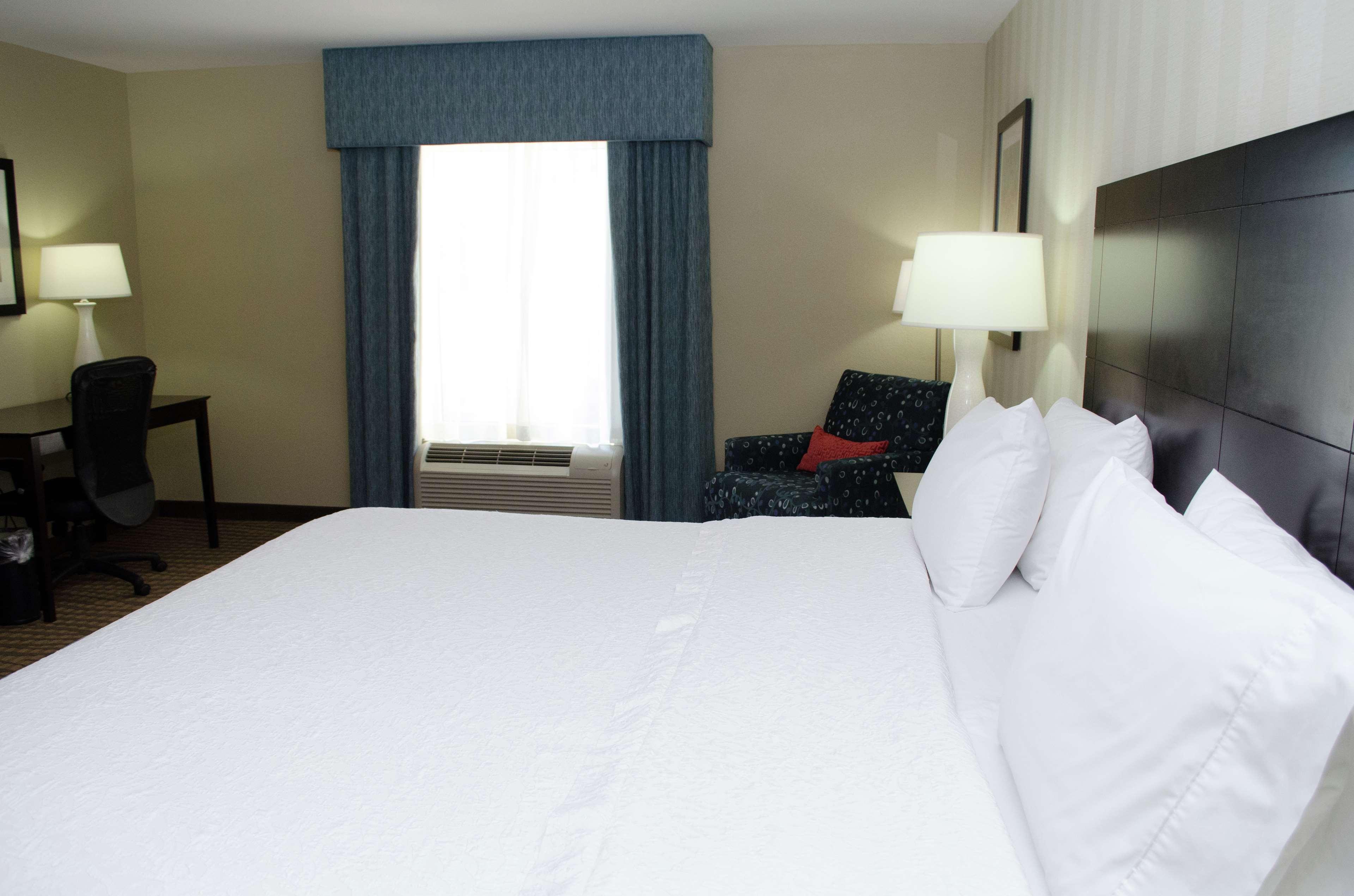 Hampton Inn Thomson Exteriör bild